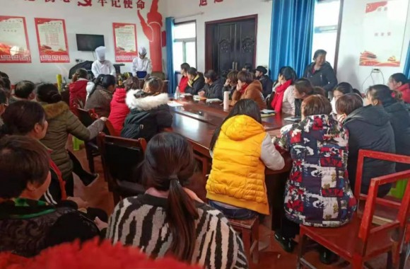 发挥职教优势 服务群众致富 陕西旅游烹饪职业学院积极开展“送技能下乡“活动