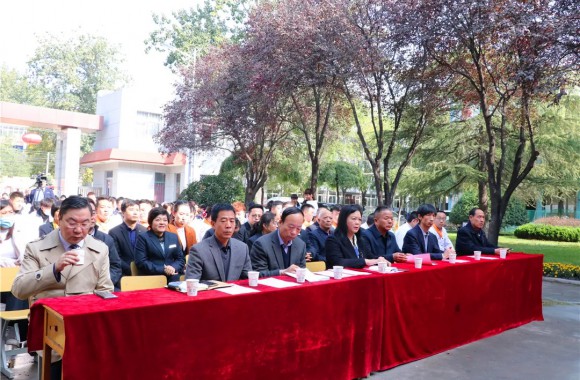 陕西旅游烹饪职业学院召开2020年开学典礼、表彰大会暨法律法规教育大会