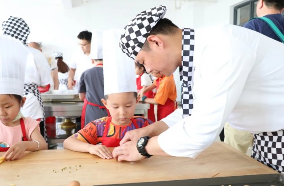 陕西旅游烹饪职业学院“庆六·一”亲子活动精彩回顾
