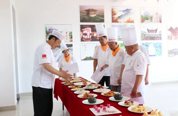 烹饪，让生活更美好|我院举办职业教育活动周“双人套餐”设计制作大赛