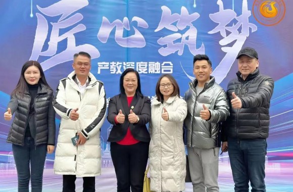 中央电视台《匠心》栏目制片人侯金金、主任郑雪等一行莅临学院参观调研
