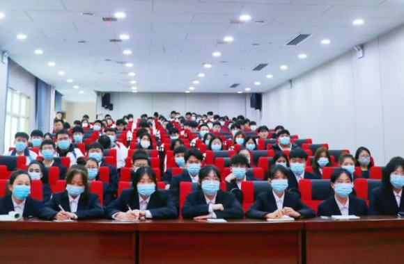致青春：我将无我 不负韶华 ——陕西旅游烹饪职业学院2023年春季“开学第一课”