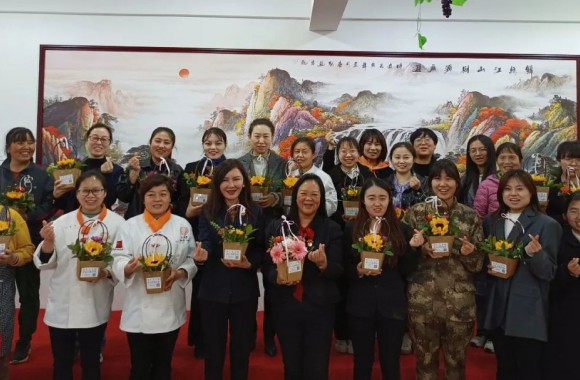 巾帼绽芳华 悠悠师韵长 | 致陕西旅游烹饪职业学院全体女教职工“三八”妇女节的一封信