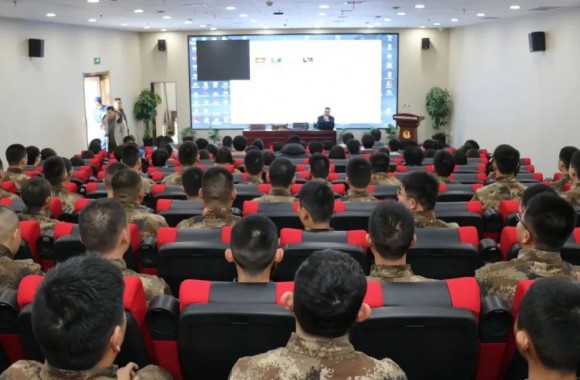 我院联合消防救援大队开展消防灭火应急演练