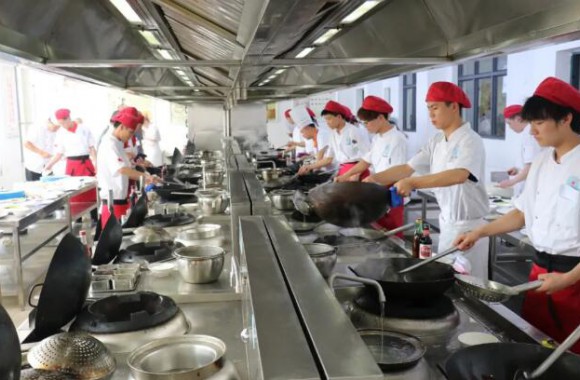 陕西旅游烹饪职业学院2024年首批职业技能等级认定考核顺利开展