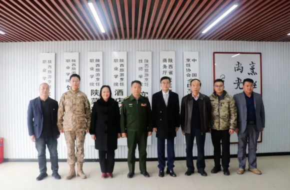 咸阳军分区焦维东一行到陕西旅游烹饪职业学院为全院师生开展习近平强军思想辅导授课