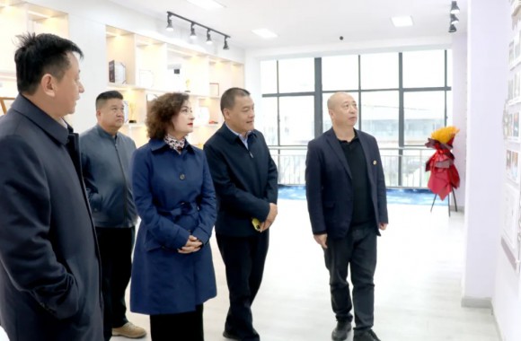 新疆生产建设兵团第八师石河子市党委来我院参观交流
