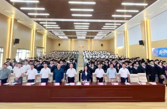 以青春之名 赴未来之约 | 陕西旅游烹饪职业学院2025届毕业典礼